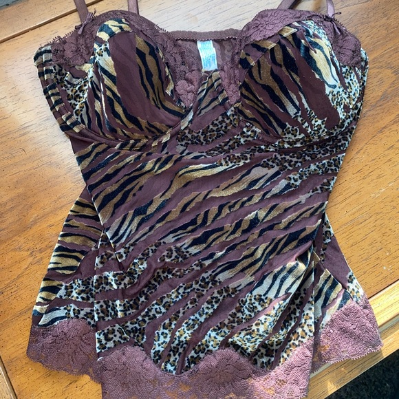 Sears Tops - Soft Animal Print Top!